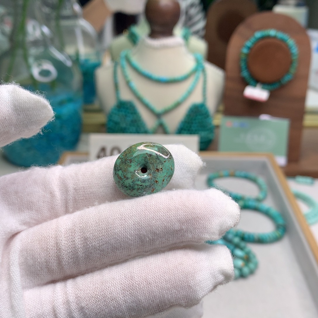 绿松石未镶嵌饰品