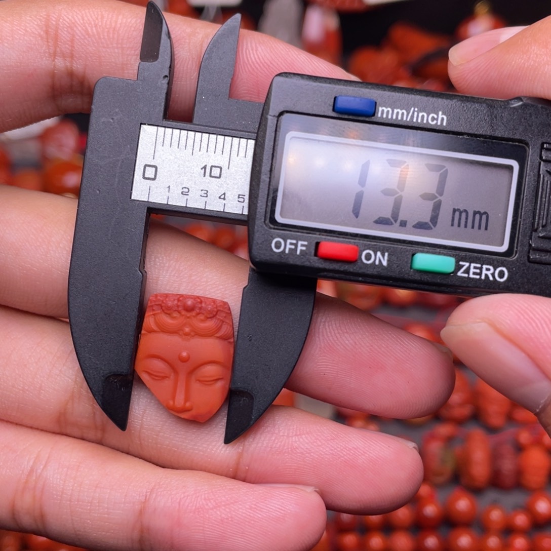 未镶嵌配饰南红玛瑙