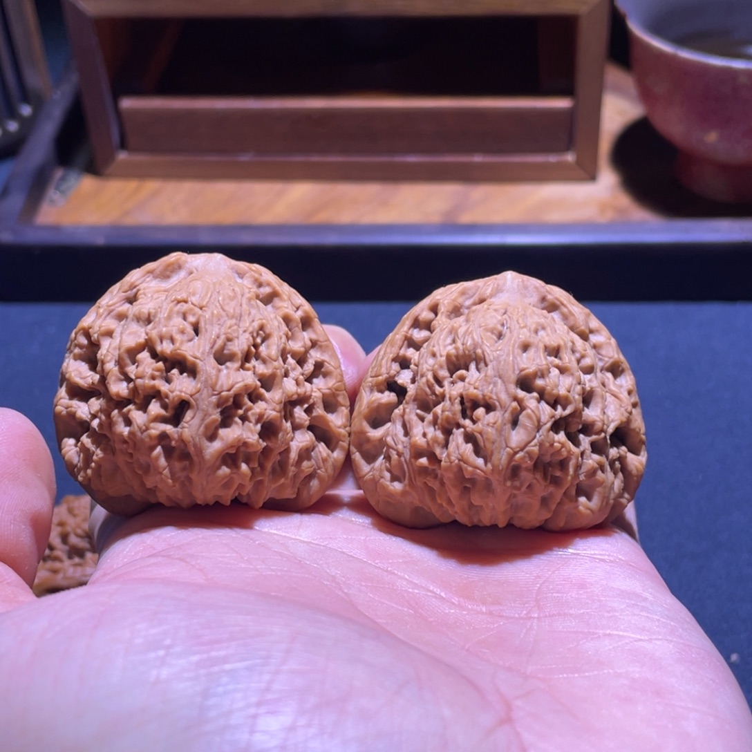天***6文玩核桃吊坠44涿鹿老树南将石
