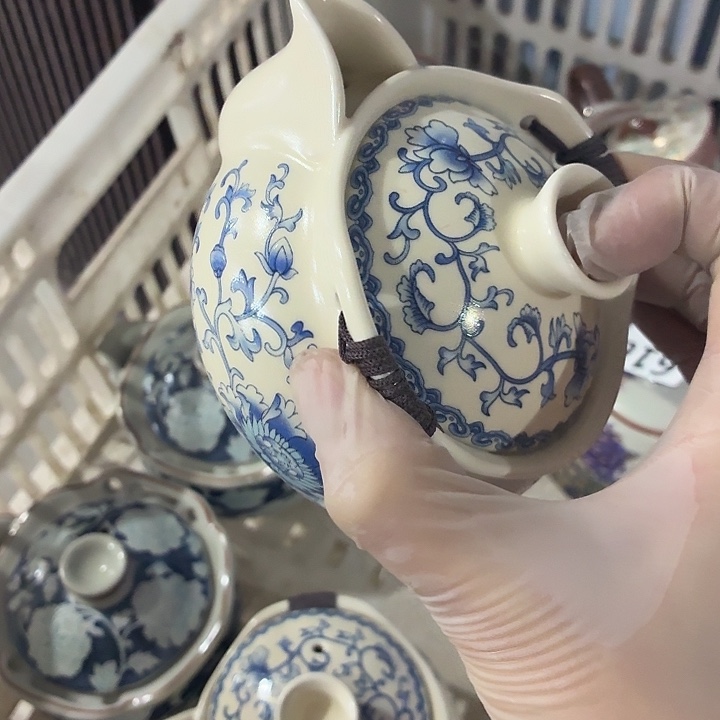 茶具微暇，介意勿拍