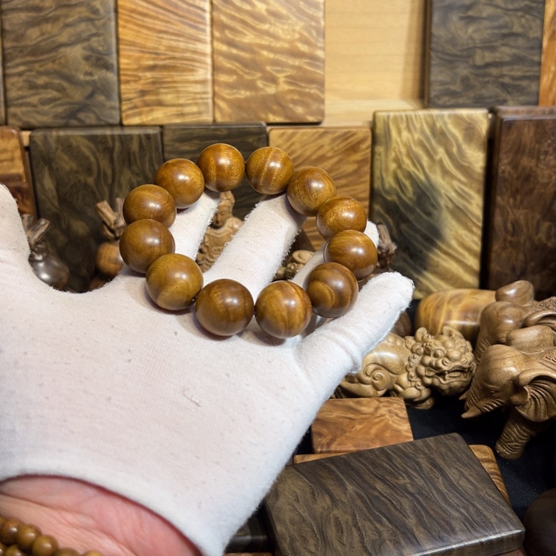 野***指金丝楠小叶桢楠2.0手串