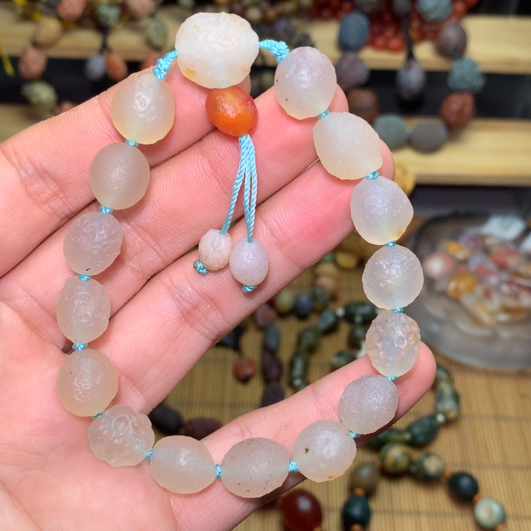 石英质玉手链未镶嵌