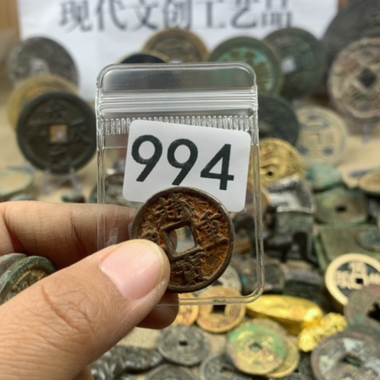 铜春*现代文创工艺品