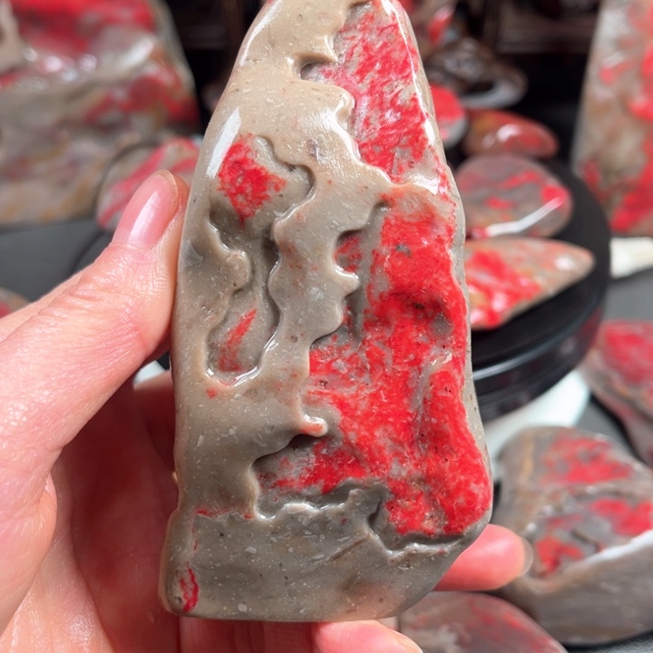 昌化鸡血石昌化鸡血石原石