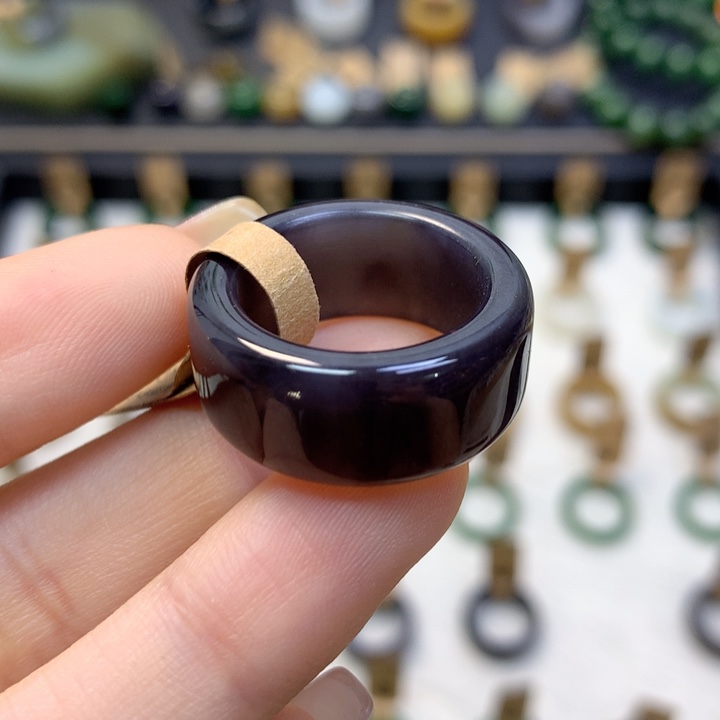 和田玉戒指未镶嵌