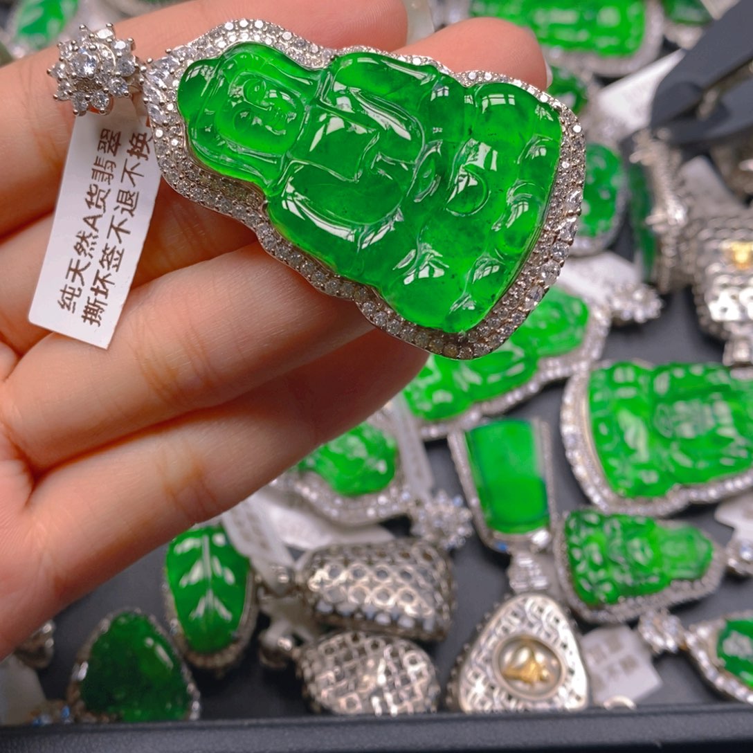 翡翠颈饰银S925镶嵌8888888888