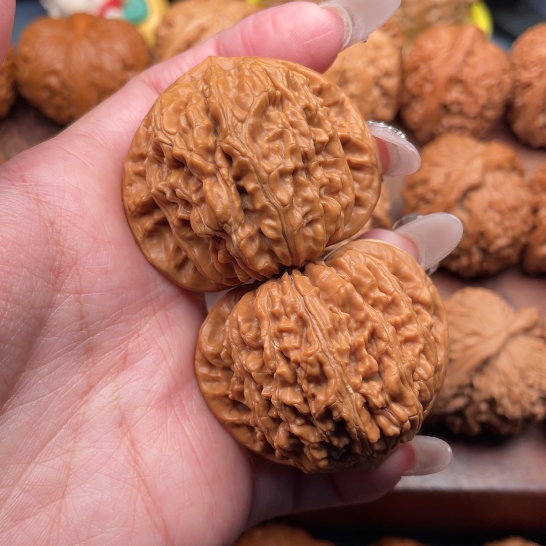 文玩核桃把件三角桩平谷楼45