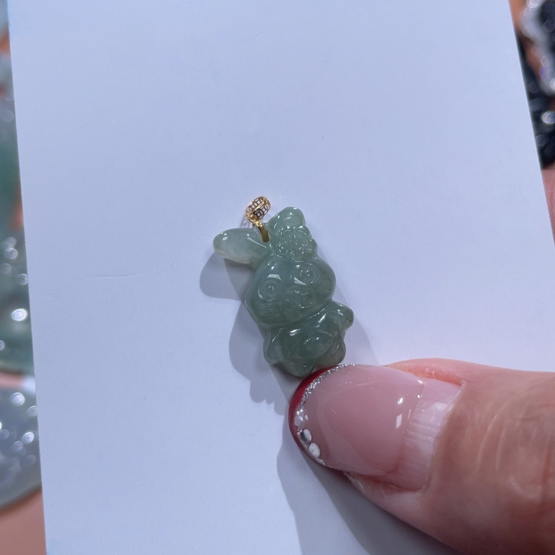 翡翠颈饰18K金镶嵌翡翠