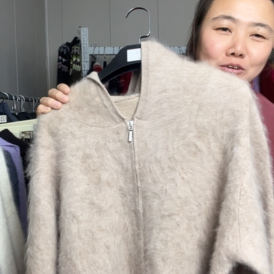 帽衫加厚开衫一件