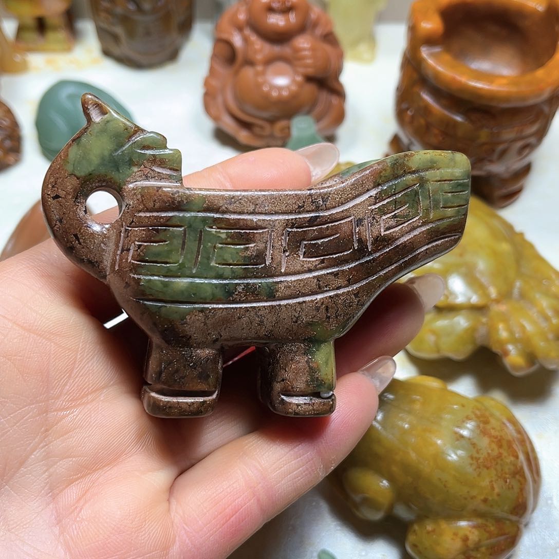 白玉菩提吊坠白玉菩提吊坠