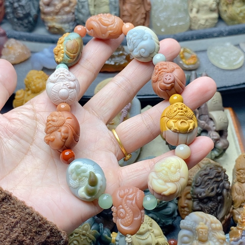 【闪购商品】定制石英质玉吊坠未镶嵌