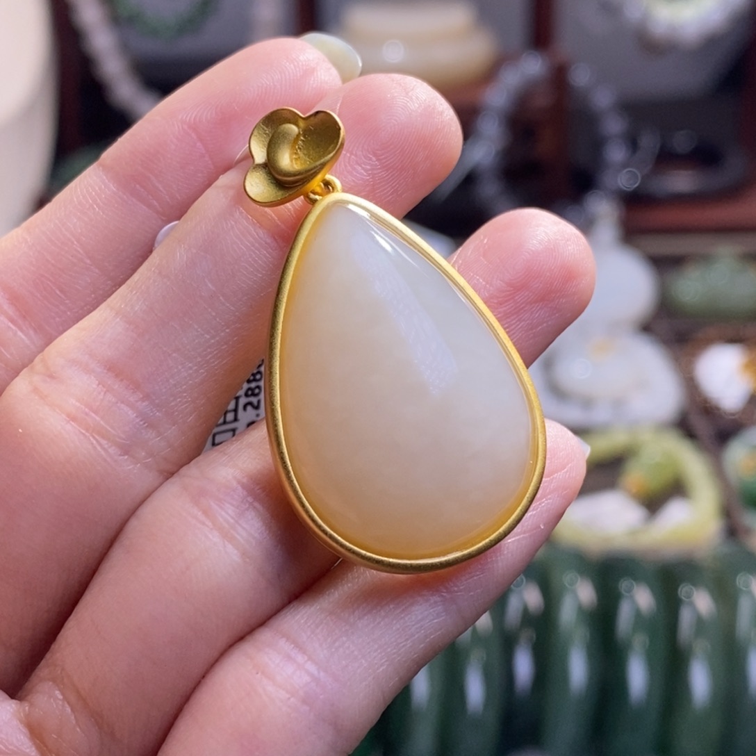 和田玉孤品白玉银镶水滴吊坠未镶嵌