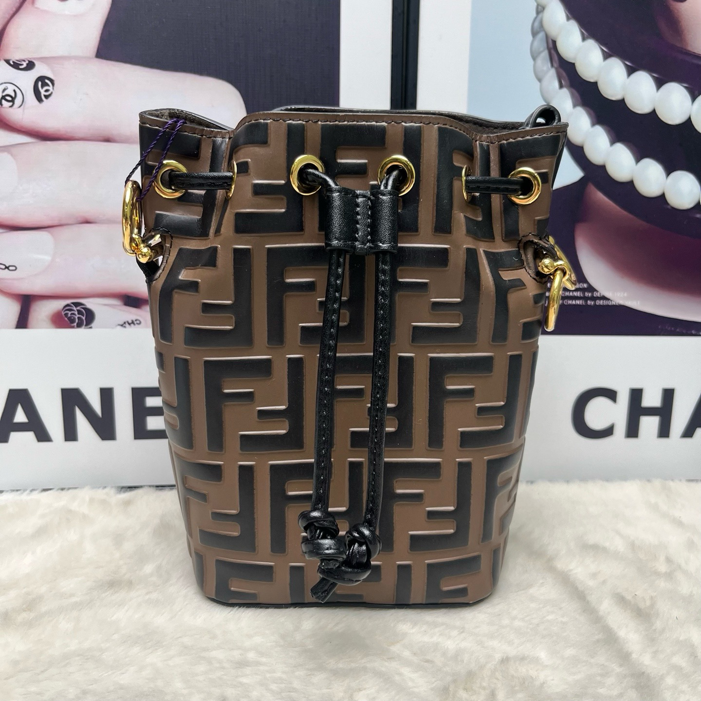 99新 FENDI/芬迪 芬迪老花抽绳小水桶