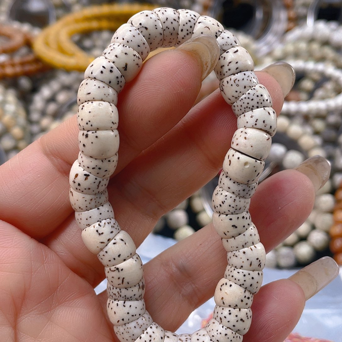 星月菩提手串脱脂大肠手串尺寸9