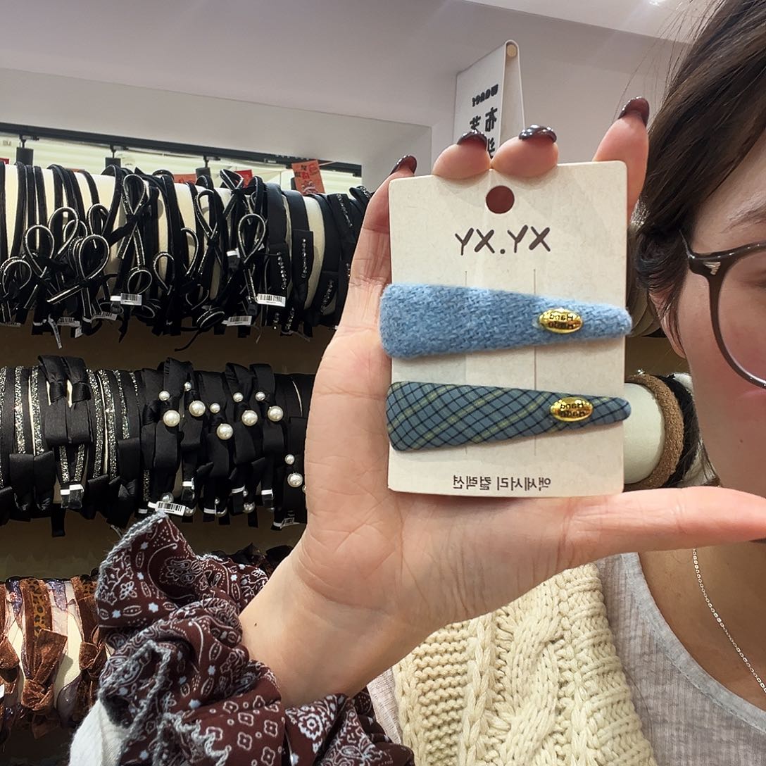 布艺非金属蓝格子拜拜