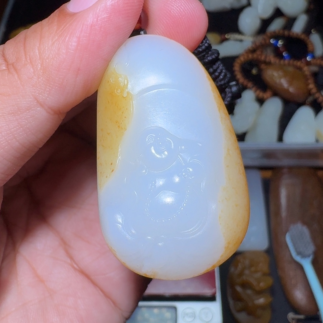 和田玉颈饰未镶嵌王*