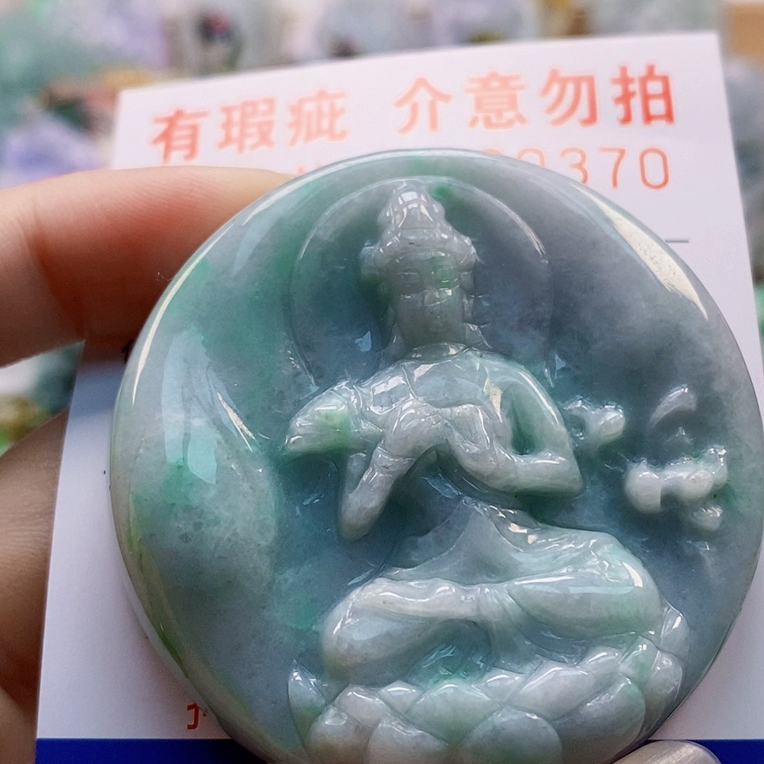 吊坠(不含链)未镶嵌翡翠