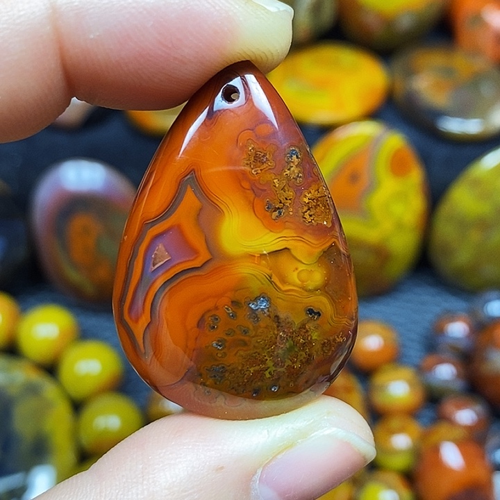 玛瑙/玉髓未镶嵌颈饰