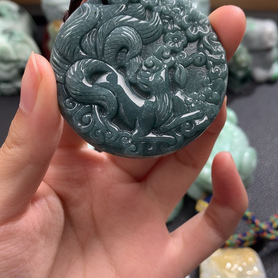 吊坠(不含链)未镶嵌翡翠