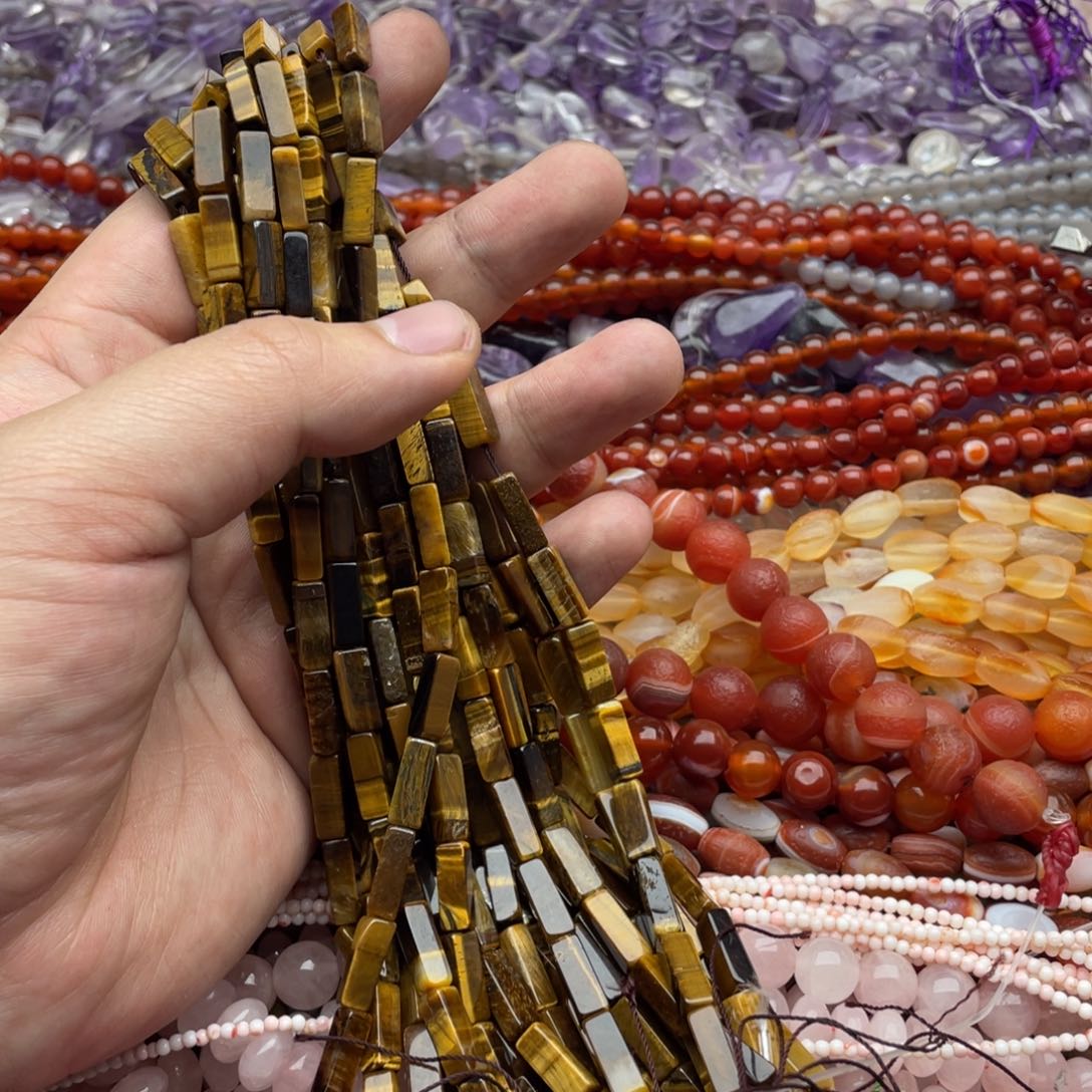 玛瑙/玉髓珠宝半成品未镶嵌一条装4*13虎眼长方管珠