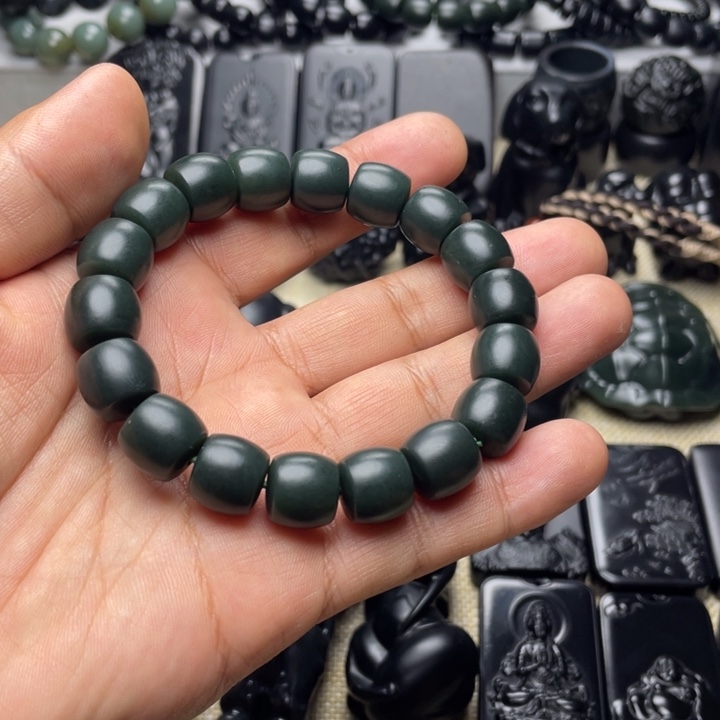 和田玉手串未镶嵌