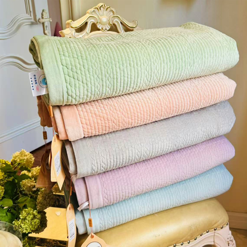 店长热荐简约轻奢现代一面宝宝绒一面莫代尔天丝床盖四季通用特价