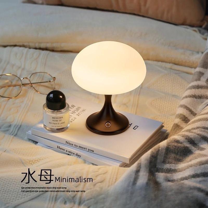 水母充电小台灯卧室床头氛围灯夜灯客厅复古装饰轻奢高级感台灯