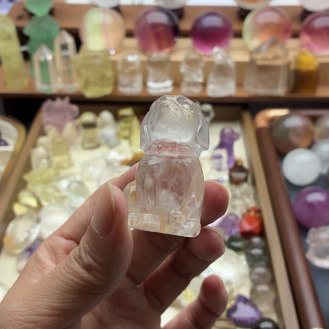 芳****水晶未镶嵌珠宝半成品