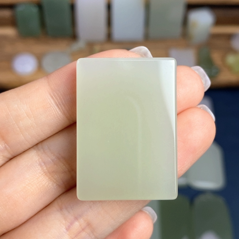 【闪购商品】颈饰未镶嵌和田玉