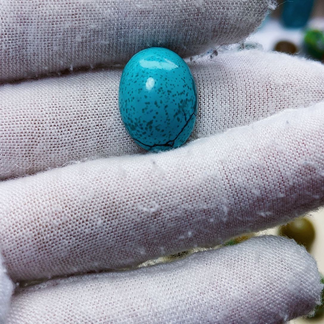 绿松石未镶嵌饰品