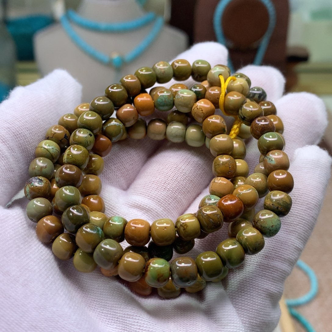 绿松石配饰未镶嵌