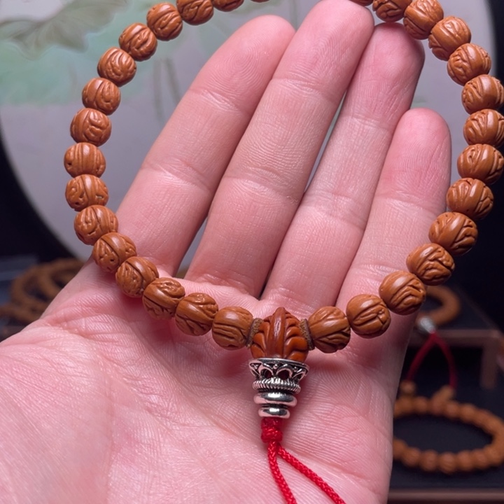 白***胞桃核手串9黑龙手持