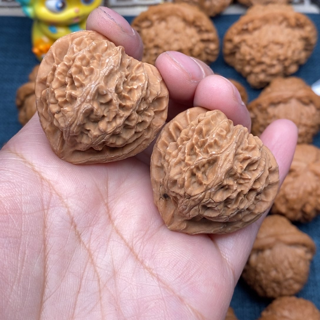 文玩核桃把件38精品桃心宫灯全品