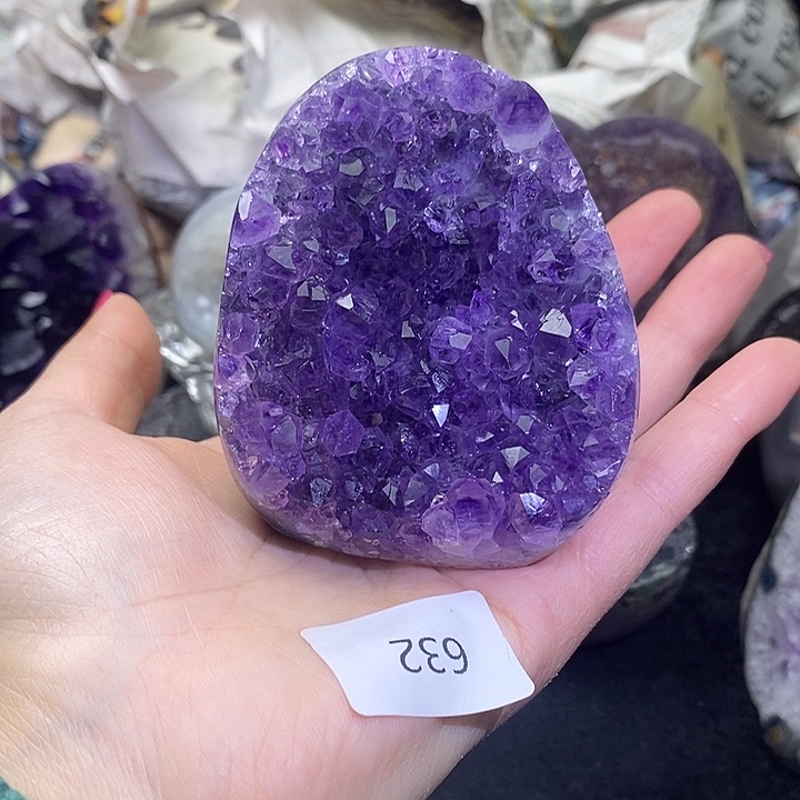 未镶嵌发晶大型摆件（非配饰）