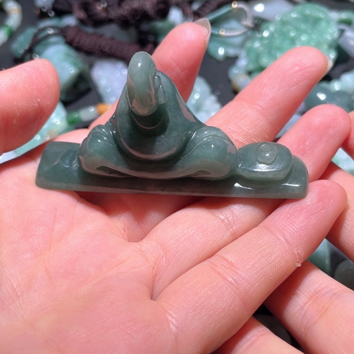 【闪购商品】翡翠颈饰未镶嵌天然翡翠