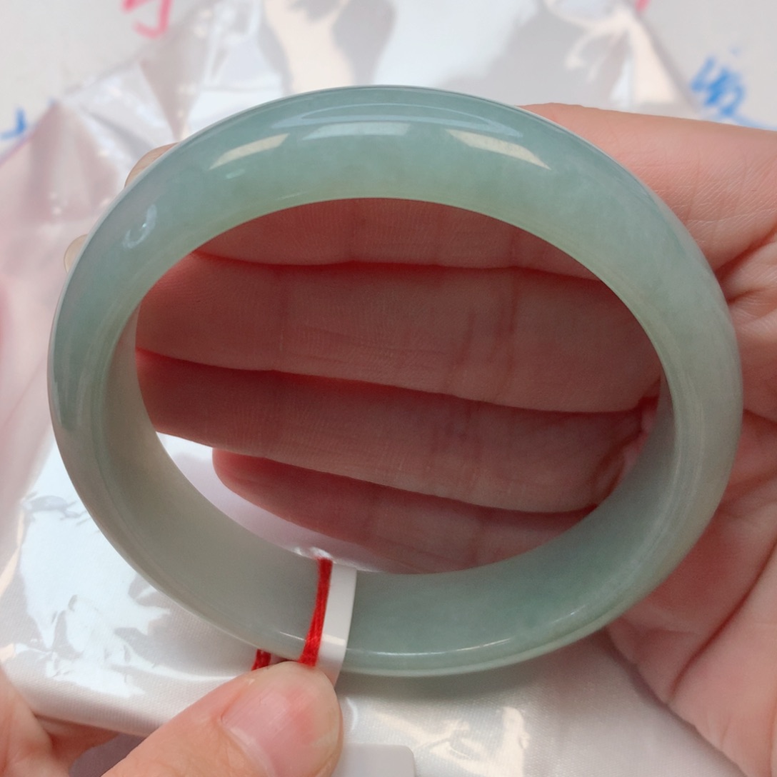 翡翠手镯未镶嵌59圈 湖水绿轮胎镯 无纹裂