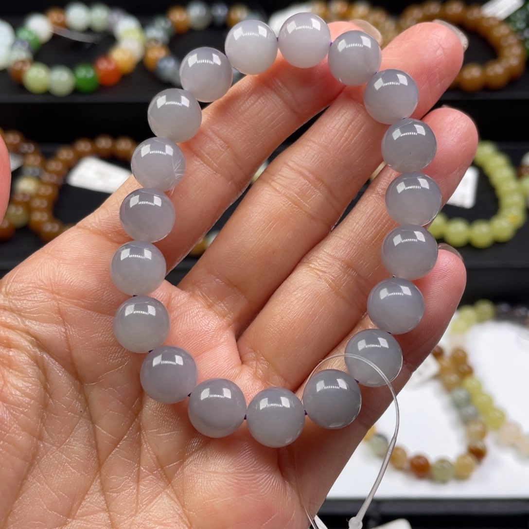 未镶嵌手链和田玉俏**优