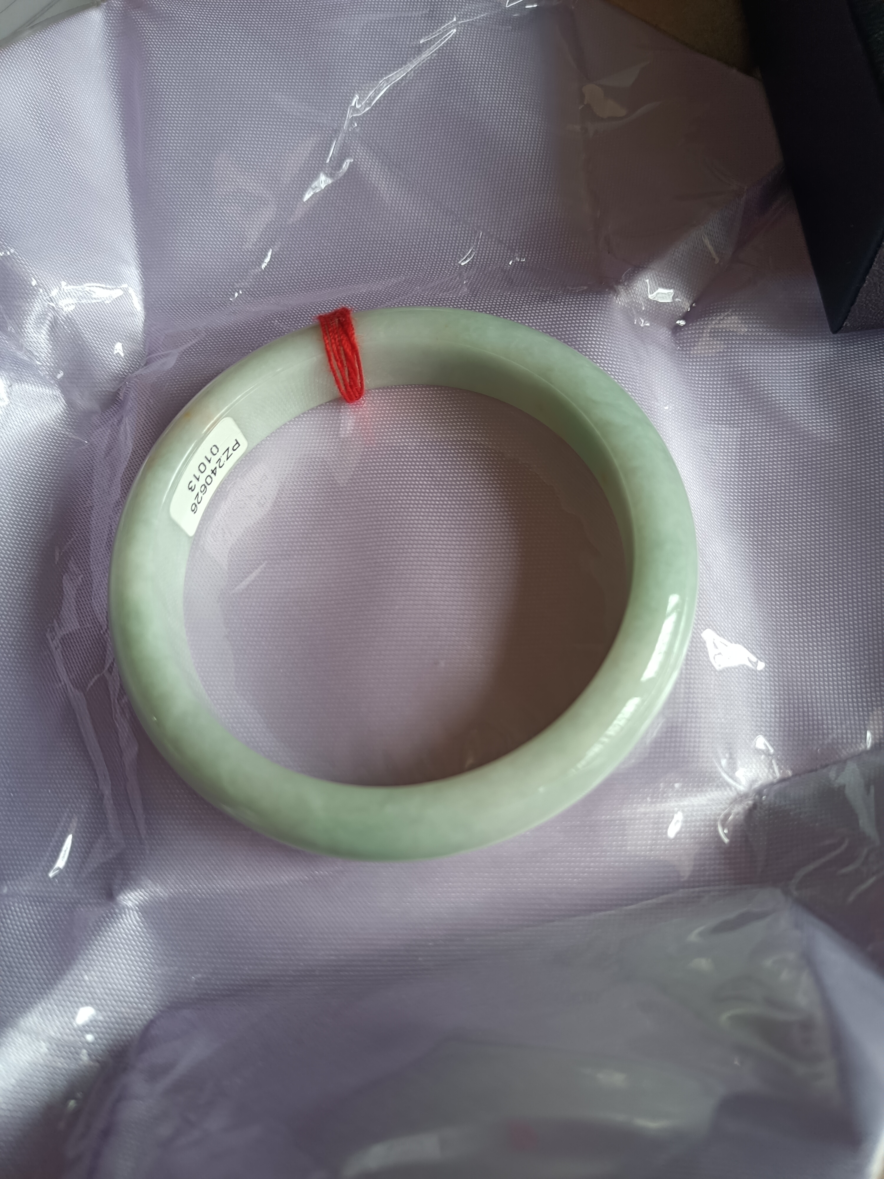 天然缅甸翡翠手镯圈口59.7mm