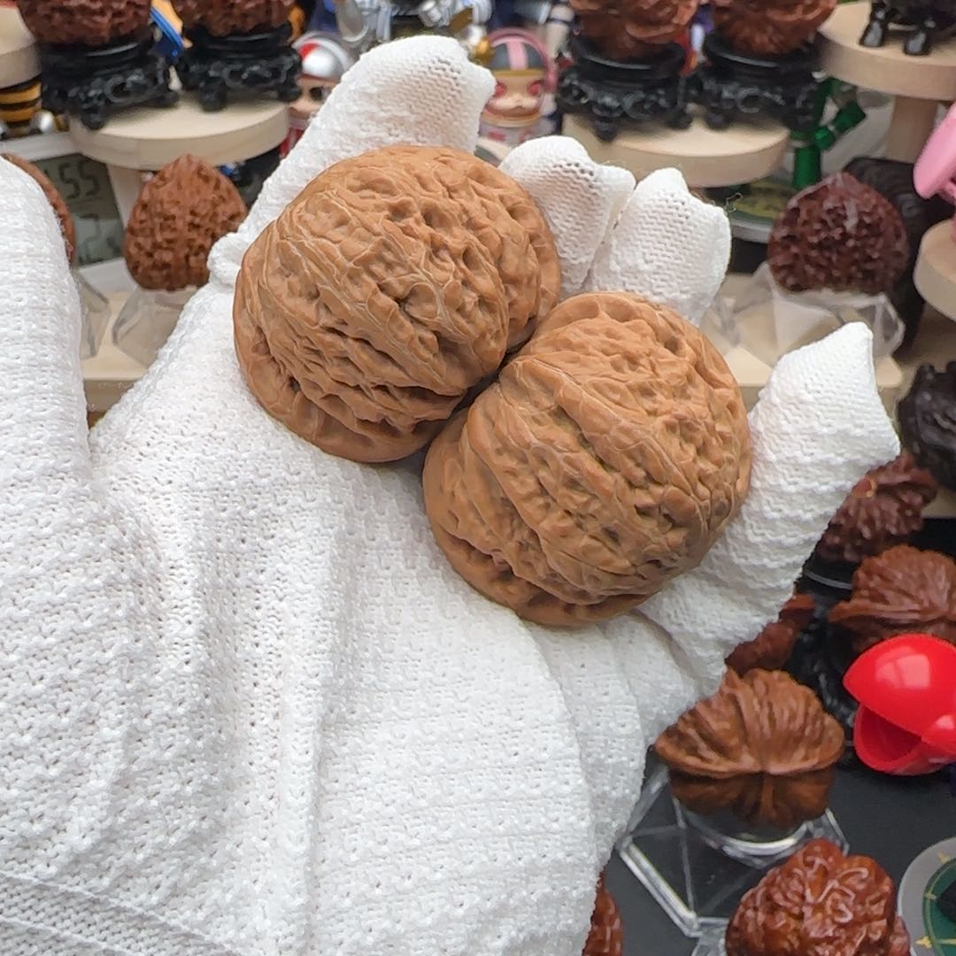 文玩核桃吊坠43全品铁锤