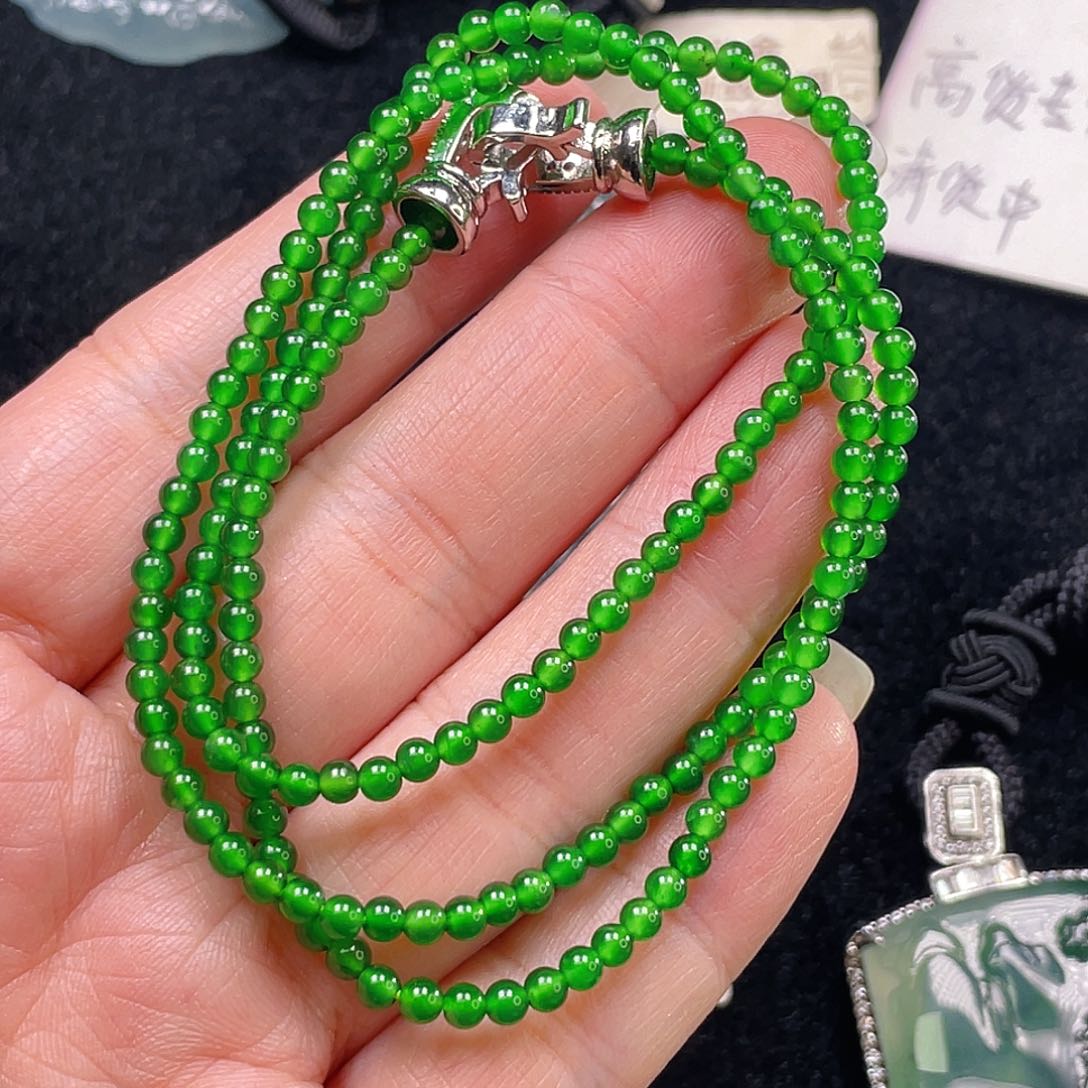 颈饰未镶嵌翡翠6，