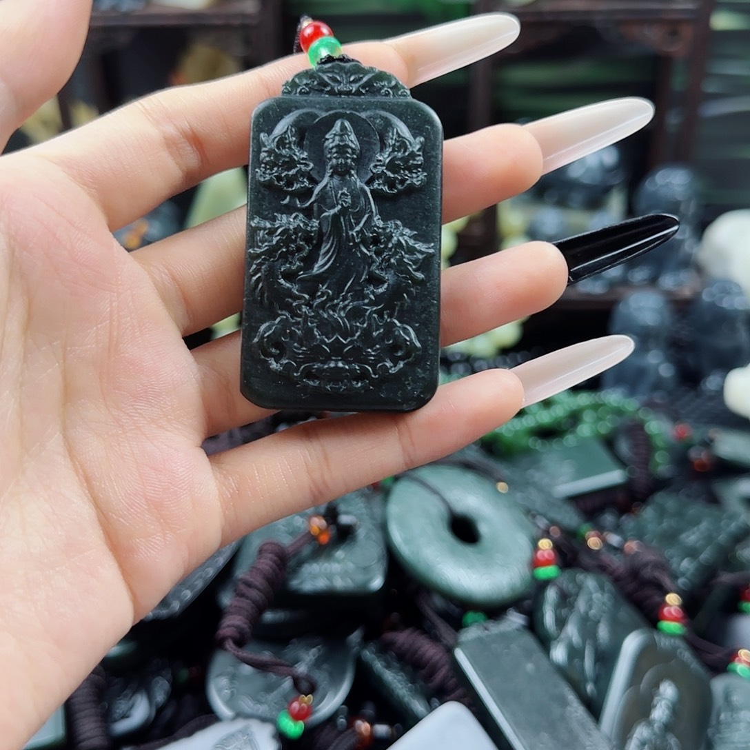 未镶嵌和田玉挂件