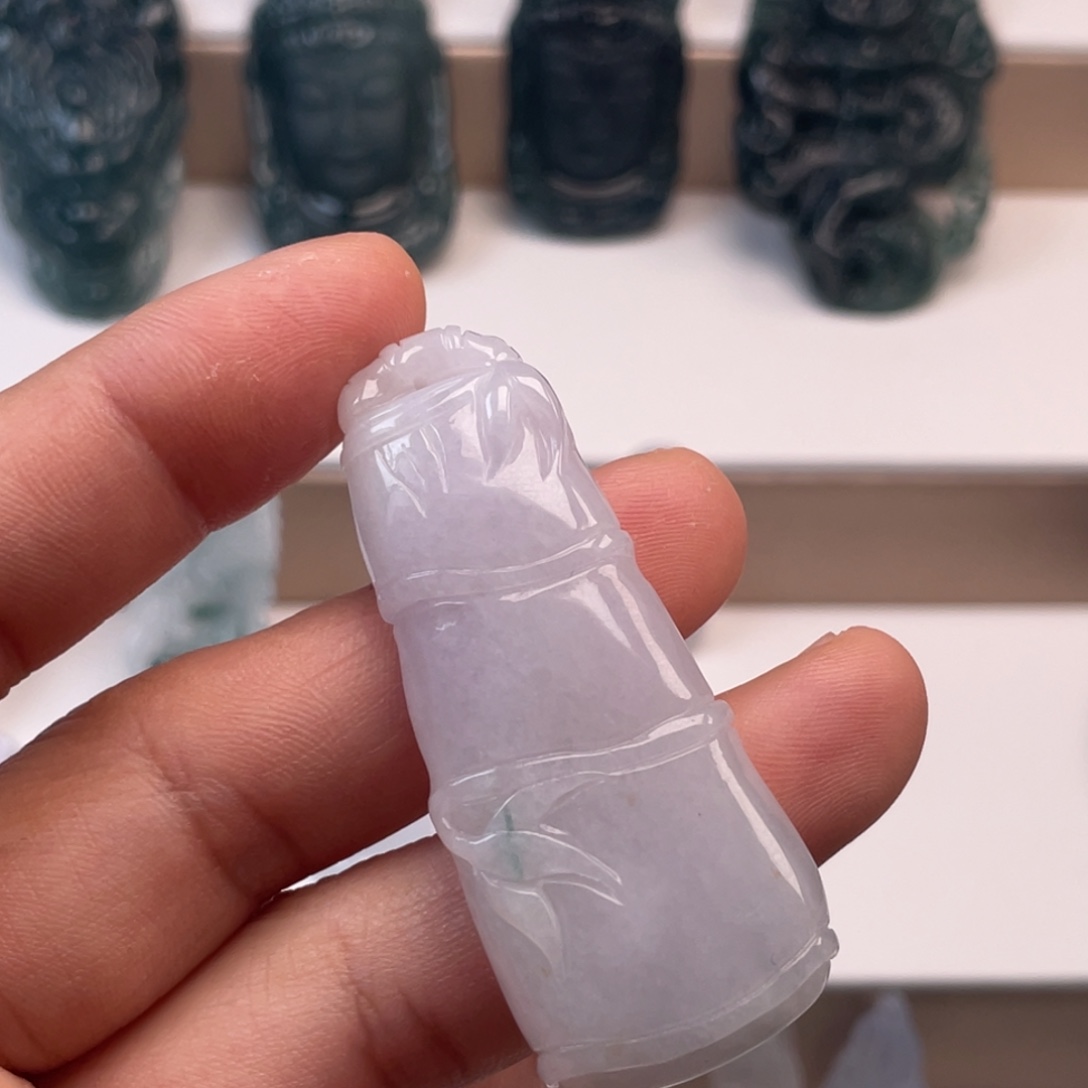 翡翠未镶嵌颈饰21