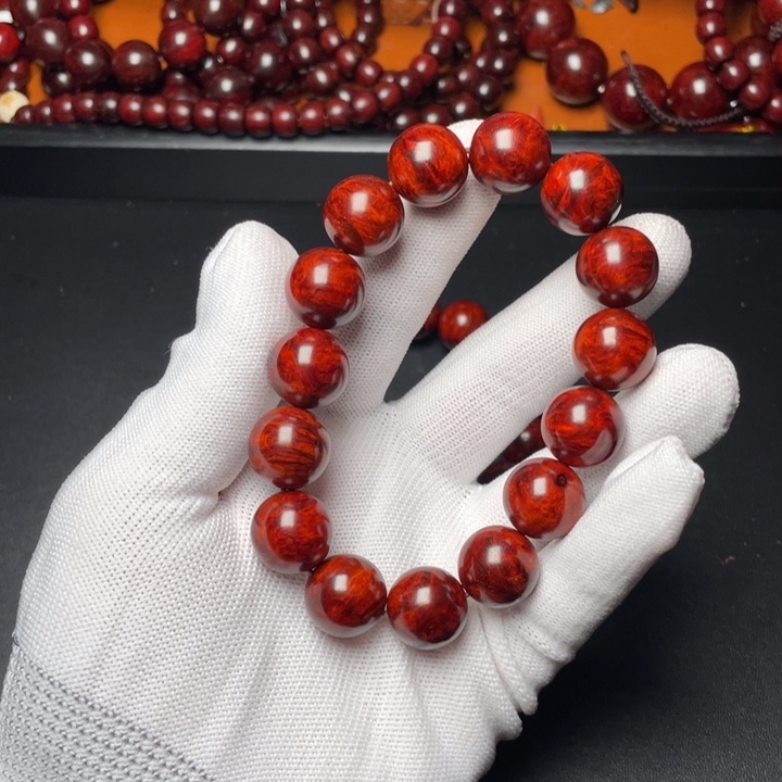 檀香紫檀（小叶紫檀）1.5满瘤疤