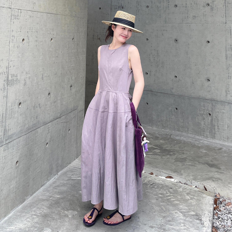小个子无袖背心连衣裙子女夏季2025新款法式绝美海边度假长裙3421