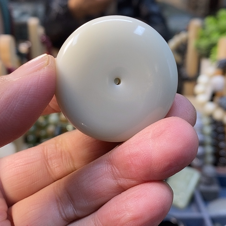 和田玉（糖玉）未镶嵌挂件