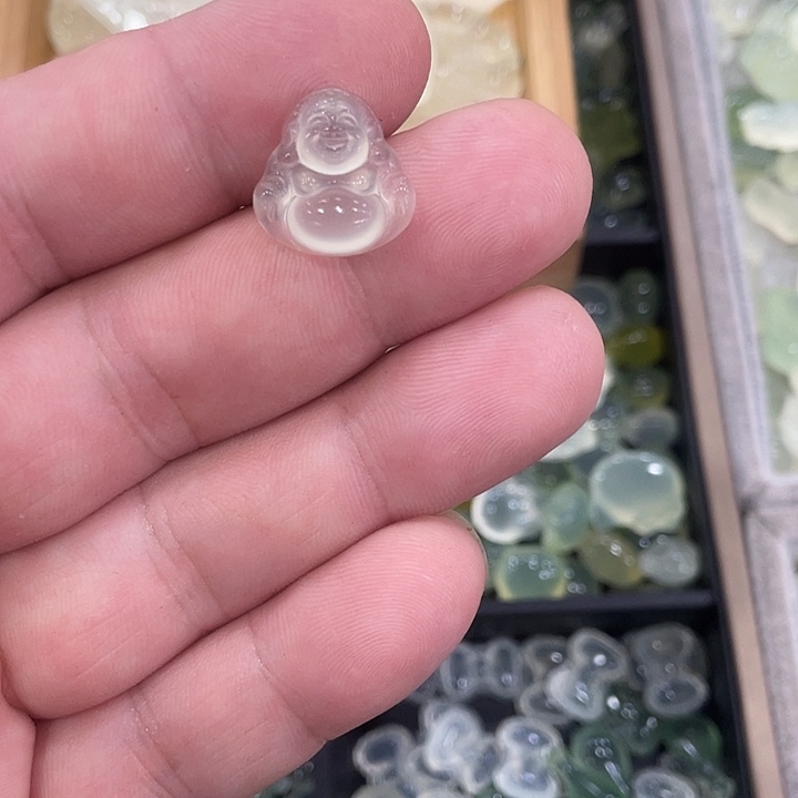 合金蛇纹石玉颈饰