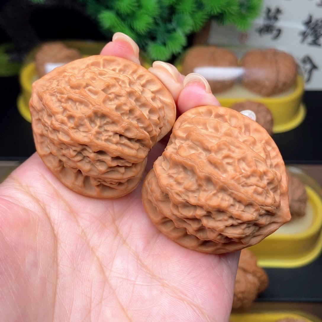 吊坠文玩核桃42金牛