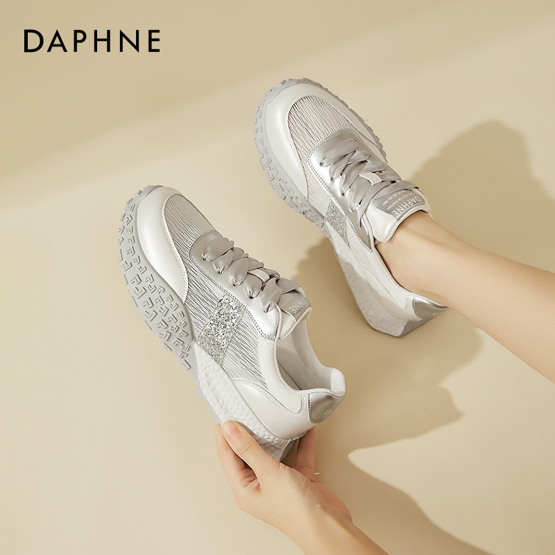 Daphne/达芙妮系带芭蕾德训鞋女阿甘鞋拼接百搭厚底休闲运动鞋