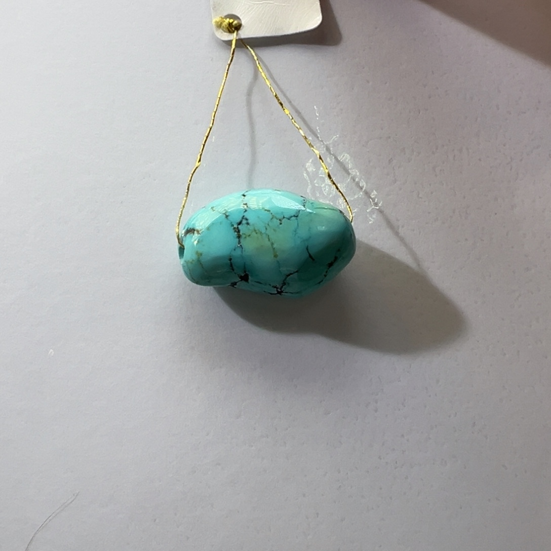 绿松石未镶嵌挂件