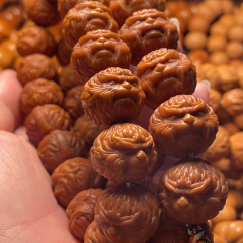 手串猴头核桃难**涂舞台